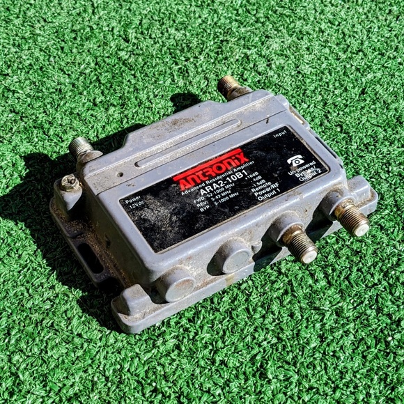 ANTRONIX ARA2-10B1 Advanced Residential Cable 2-Output Amplifier Untested GUC - Picture 1 of 4